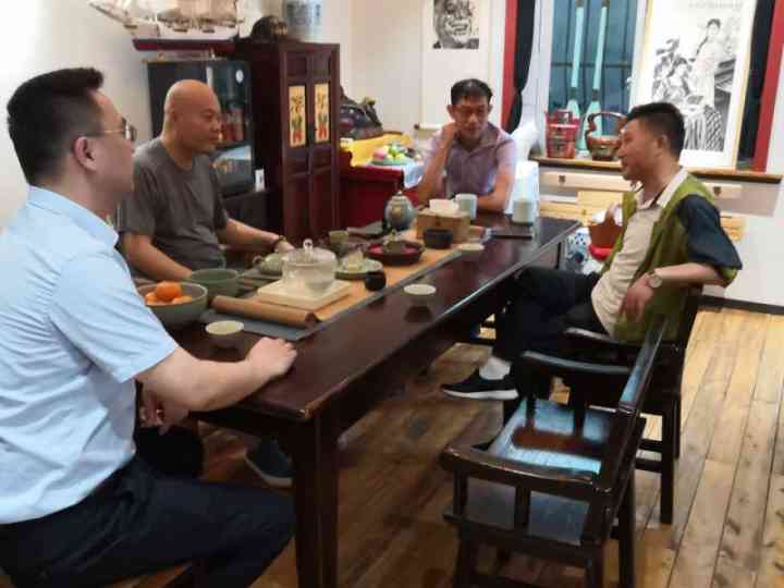 胡好梦走访百城百店宁波站